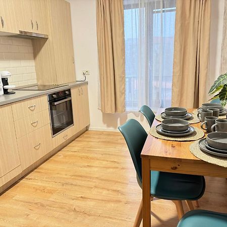 Lipatti 15 Premium Apartments By Glam Apartments Timisoara Bagian luar foto