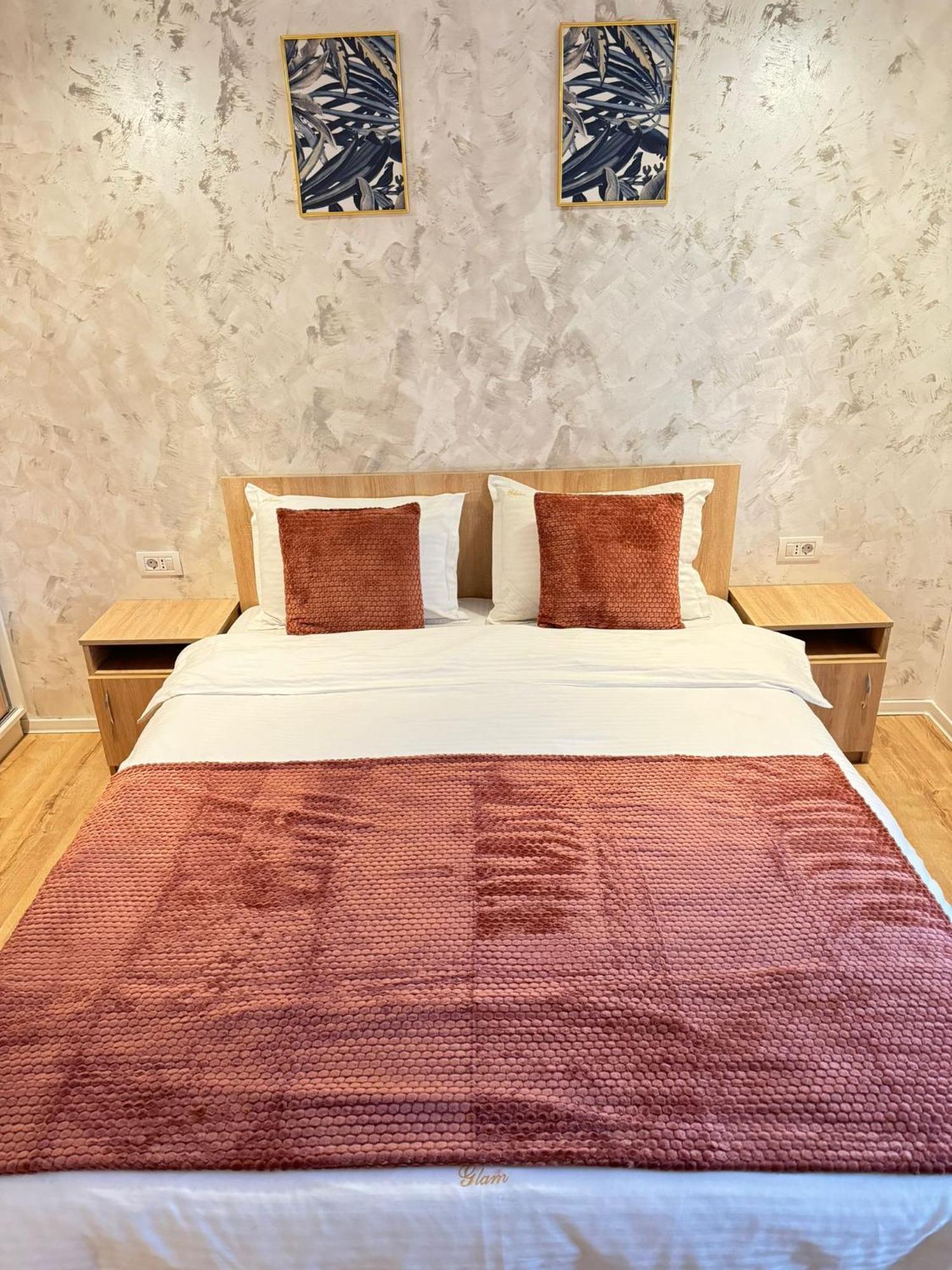 Lipatti 15 Premium Apartments By Glam Apartments Timisoara Bagian luar foto